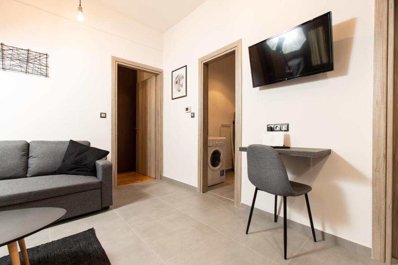 Downtown Luxury Boutique Suites - The Grand Suite テッサロニキ エクステリア 写真